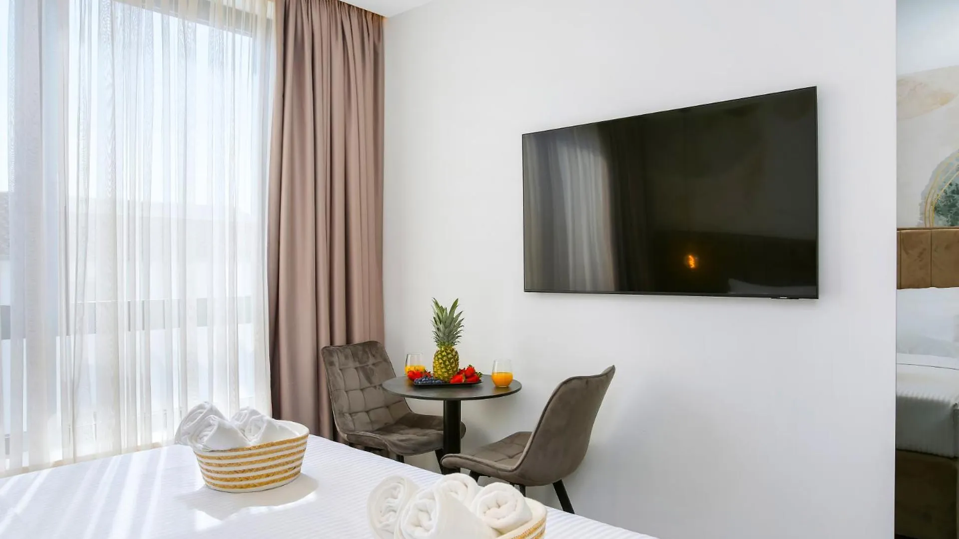 Fly Room - S8 - Mpolo Medulin Hırvatistan